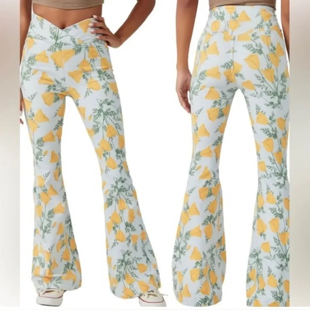 We The Free Venice Beach high-rise flare jeans; Size 24 w/Plenty of stretch!